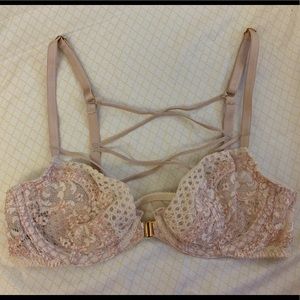 Front closure unlined bra